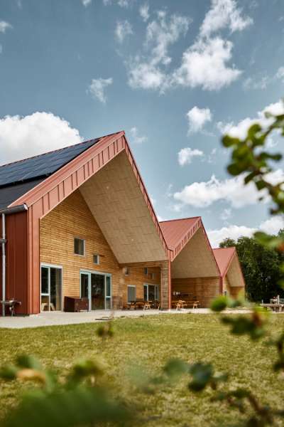 Daginstitution i Holstebro byder børn og natur velkommen i stålprofiler fra top til tå, Nørre Boulevard 57, 7500 Holstebro